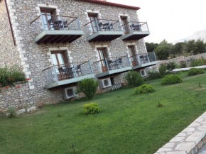  Hotel Pelasgos  Каритайна